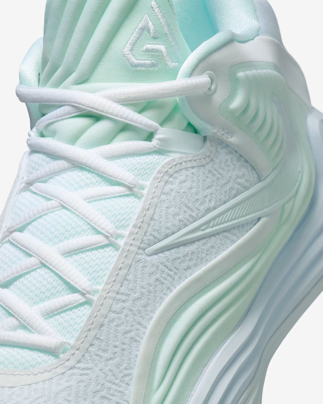 Giannis Freak 7 (TB White)